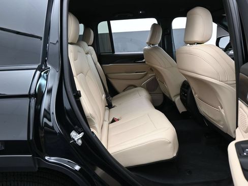 Used 2026 Jeep Grand Cherokee Limited RWD image 37