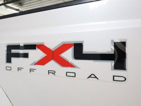 Used 2011 Ford F350 Lariat w/ Chrome Pkg AWD/4WD image 22
