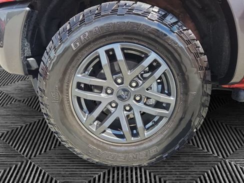 Used 2023 Ford Ranger Lariat w/ Tremor Off-Road Package AWD/4WD image 14