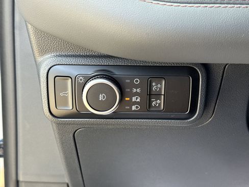 New 2026 Ford Explorer Active w/ Active Comfort Package RWD image 22