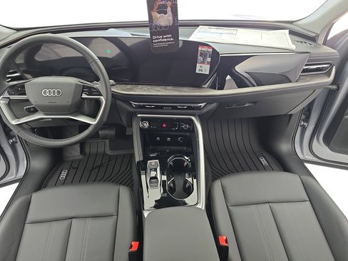 New 2025 Audi Q5 Premium image 9