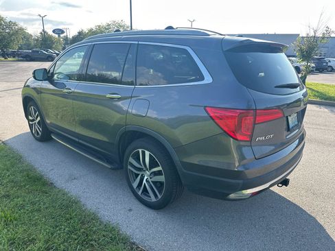 Used 2018 Honda Pilot Elite image 11