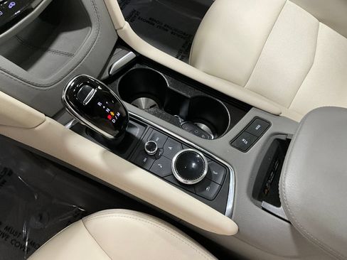 Used 2023 Cadillac XT5 Premium Luxury AWD/4WD image 18