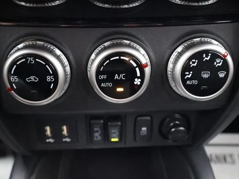 Used 2025 Mitsubishi Outlander Sport LE AWD/4WD image 33
