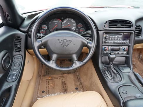 Used 2002 Chevrolet Corvette Convertible w/ Preferred Equipment Group2 image 19