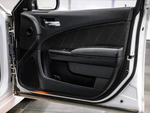 Used 2020 Dodge Charger R/T w/ Blacktop Package image 48