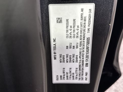 Used 2024 Tesla Model 3 Standard Range RWD image 41