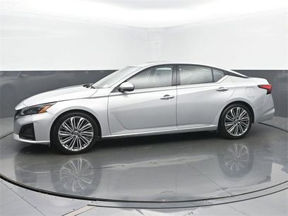 Used 2023 Nissan Altima 2.5 SL