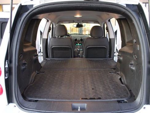 Used 2010 Chevrolet HHR LS image 21