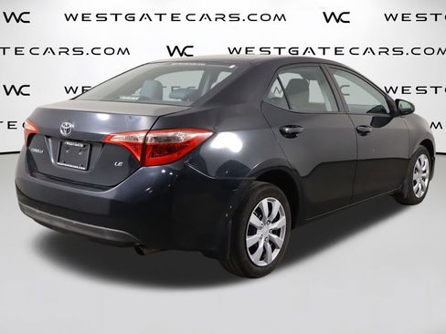 Used 2017 Toyota Corolla LE w/ Carpet Mat Package (TMS) FWD image 36