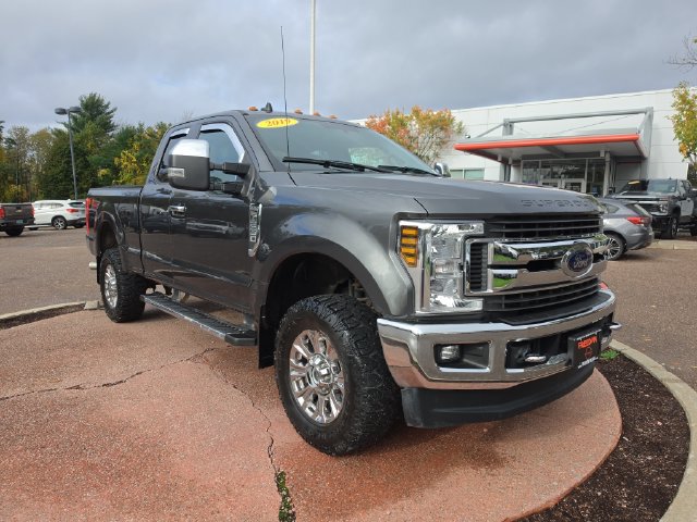 Used 2019 Ford F250 XLT w/ XLT Premium Package AWD/4WD image 7