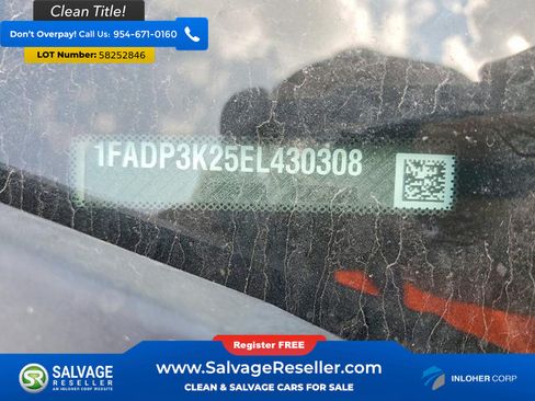Used 2014 Ford Focus SE w/ SE Sport Package FWD image 16