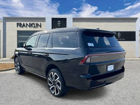 New 2026 Lincoln Navigator Reserve AWD/4WD image 5