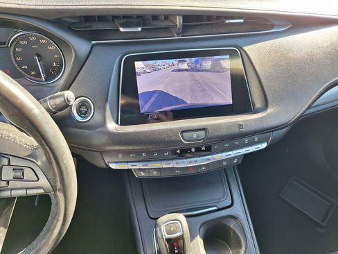 Used 2019 Cadillac XT4 Premium Luxury image 14