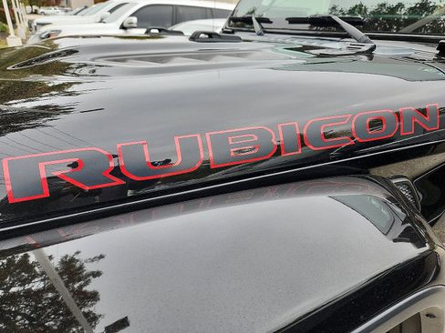 Used 2020 Jeep Gladiator Rubicon image 30