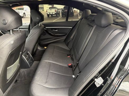 Used 2018 BMW 330i xDrive Sedan AWD/4WD image 16