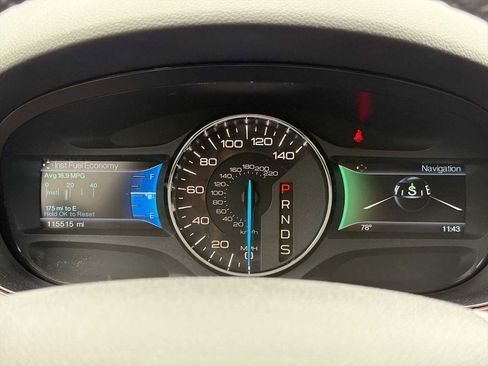 Used 2014 Ford Edge Limited w/ Driver Entry Package AWD/4WD image 26
