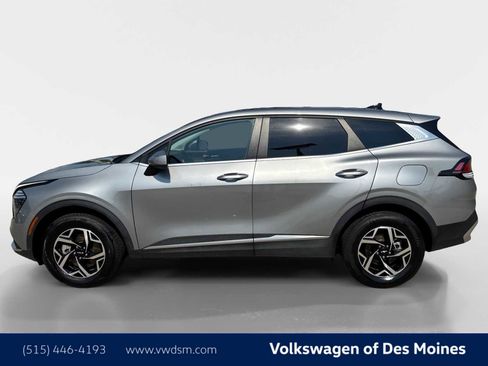 Used 2024 Kia Sportage LX image 3