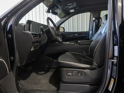 Used 2023 Cadillac Escalade Sport image 19
