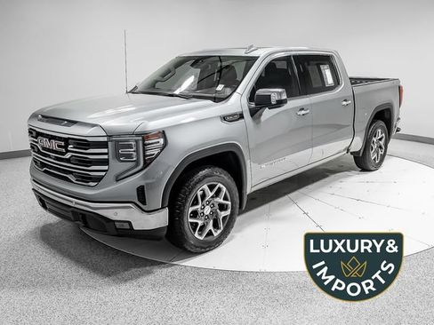 Used 2024 GMC Sierra 1500 SLT w/ SLT Premium Plus Package AWD/4WD image 1