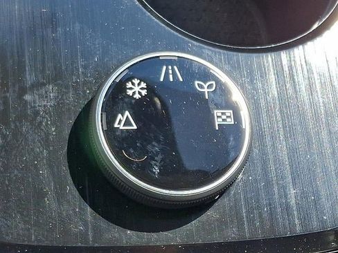 Used 2022 Nissan Rogue SL w/ SL Premium Package image 28