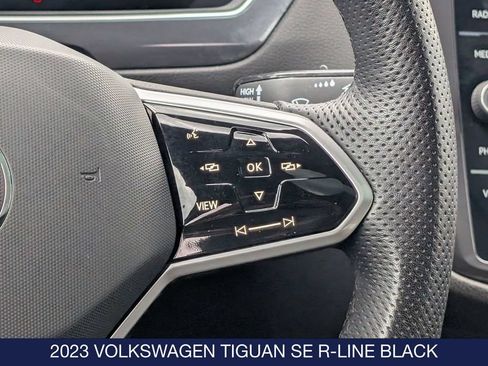 Certified 2023 Volkswagen Tiguan SE R-Line AWD/4WD image 22