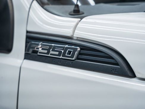 Used 2016 Ford F350 XL w/ Power Equipment Group image 13