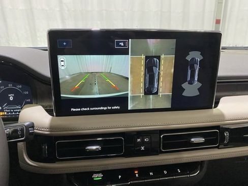 Used 2021 Lincoln Nautilus Reserve w/ Equipment Group 201A image 20