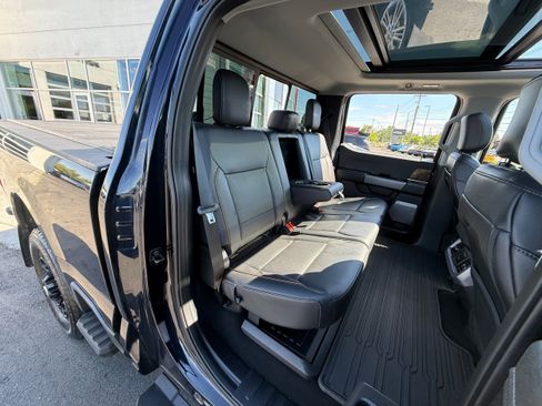 Used 2025 Ford F250 Lariat w/ Lariat Ultimate Package AWD/4WD image 26