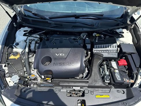 Used 2019 Nissan Maxima 3.5 S w/ Floor Mat Group image 24