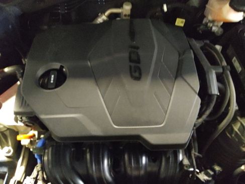 Used 2022 Hyundai Santa Fe SE FWD image 30