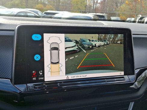 New 2026 Volkswagen Atlas Cross Sport SEL R-Line image 13