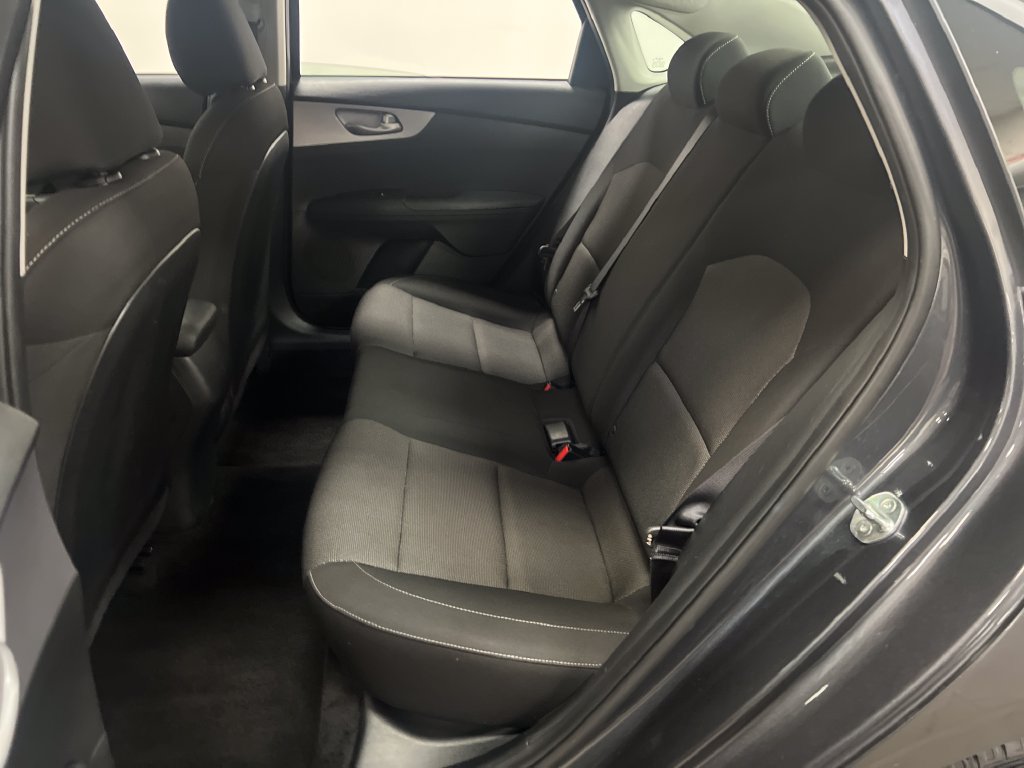 Used 2024 Kia Forte LXS FWD image 25
