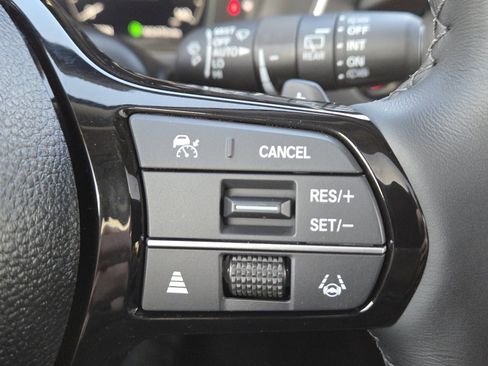 Used 2025 Honda Pilot Elite image 34