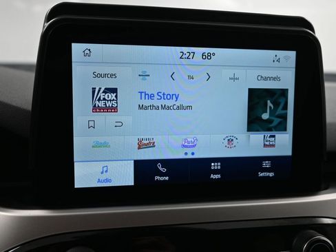 Used 2020 Ford Escape SE Sport image 17