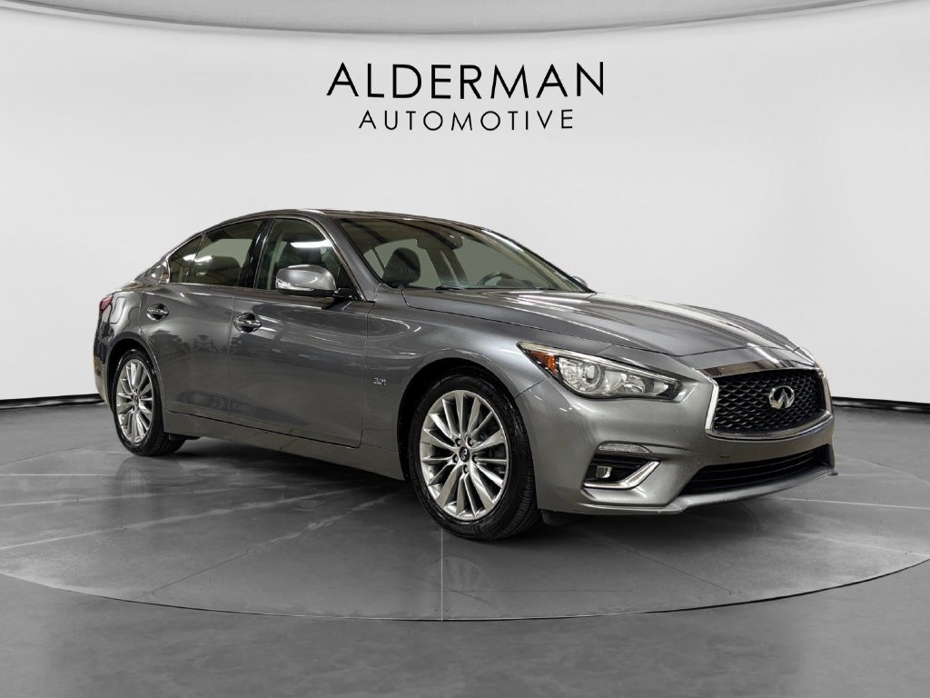 Used 2018 INFINITI Q50 Luxe RWD image 7
