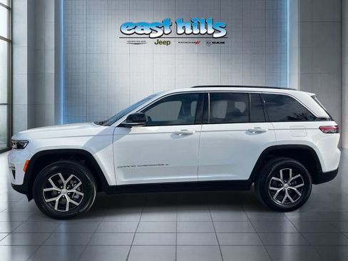 Certified 2024 Jeep Grand Cherokee Limited image 4