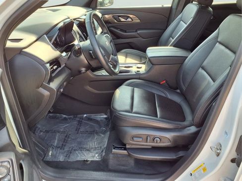 Used 2023 Chevrolet Traverse High Country w/ LPO, Floor Liner Package AWD/4WD image 19