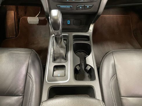 Used 2018 Ford Escape SEL image 11