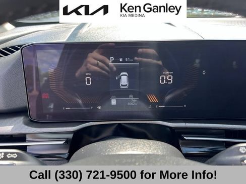 Certified 2026 Kia Sportage LX FWD image 31