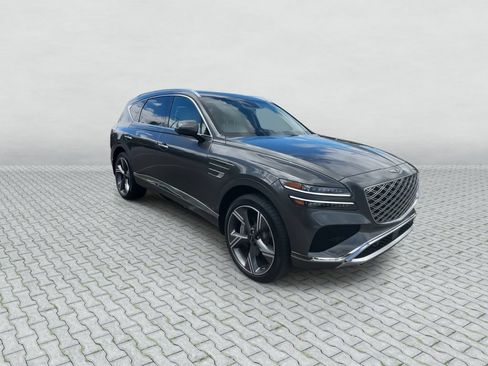 Used 2025 Genesis GV80 3.5T Prestige AWD/4WD image 2
