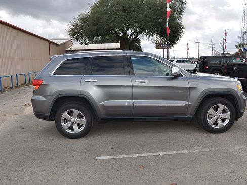 Used 2013 Jeep Grand Cherokee Limited image 6