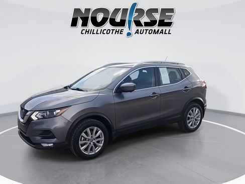 Used 2022 Nissan Rogue Sport SV w/ Technology Package image 4