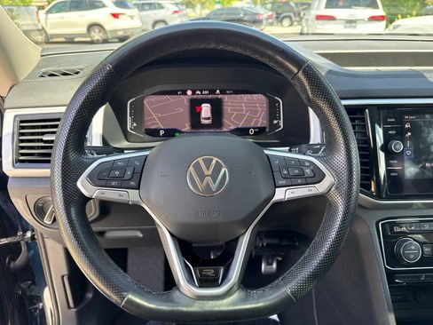 Used 2021 Volkswagen Atlas SEL R-Line AWD/4WD image 23