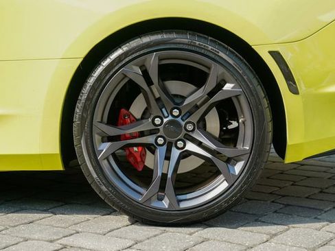Used 2019 Chevrolet Camaro SS image 17