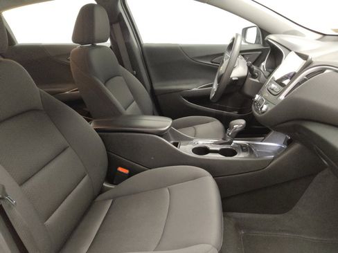 Used 2023 Chevrolet Malibu LT FWD image 21