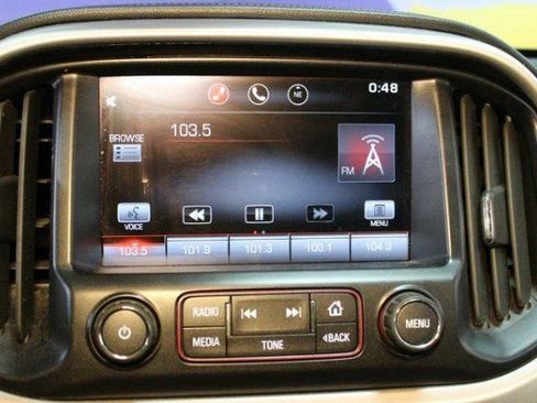 Used 2015 GMC Canyon SLT image 24