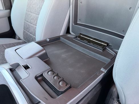 Used 2017 RAM 1500 Classic SLT image 29