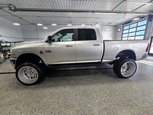 Used 2012 RAM 2500 SLT image 27