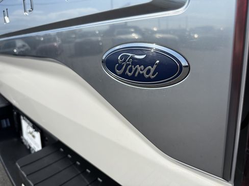 Used 2017 Ford F150 Platinum w/ FX4 Off-Road Package AWD/4WD image 8